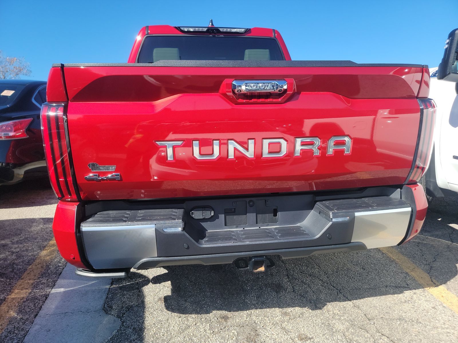 2024 Toyota Tundra Hybrid Capstone AWD