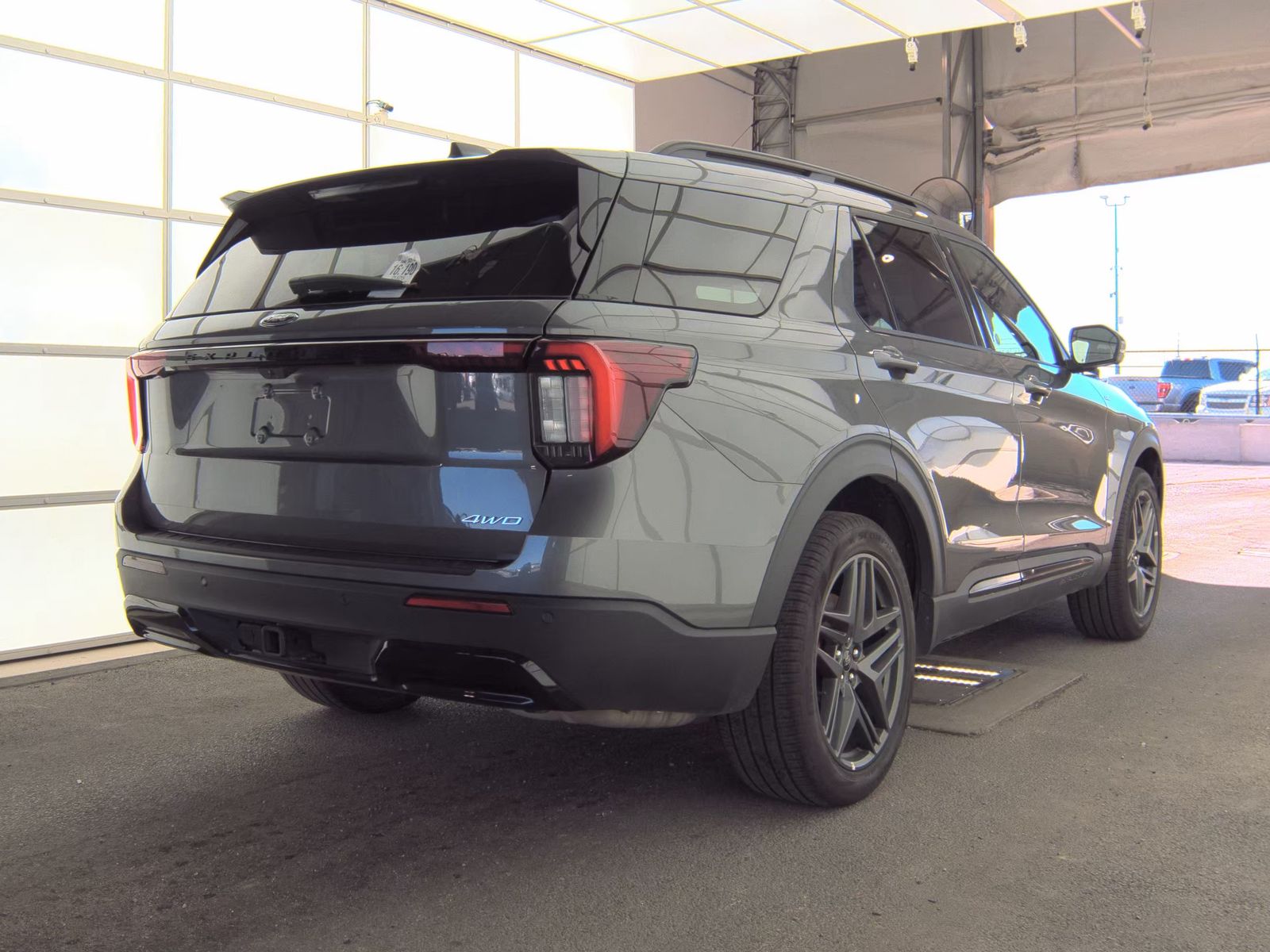 2025 Ford Explorer ST-Line AWD