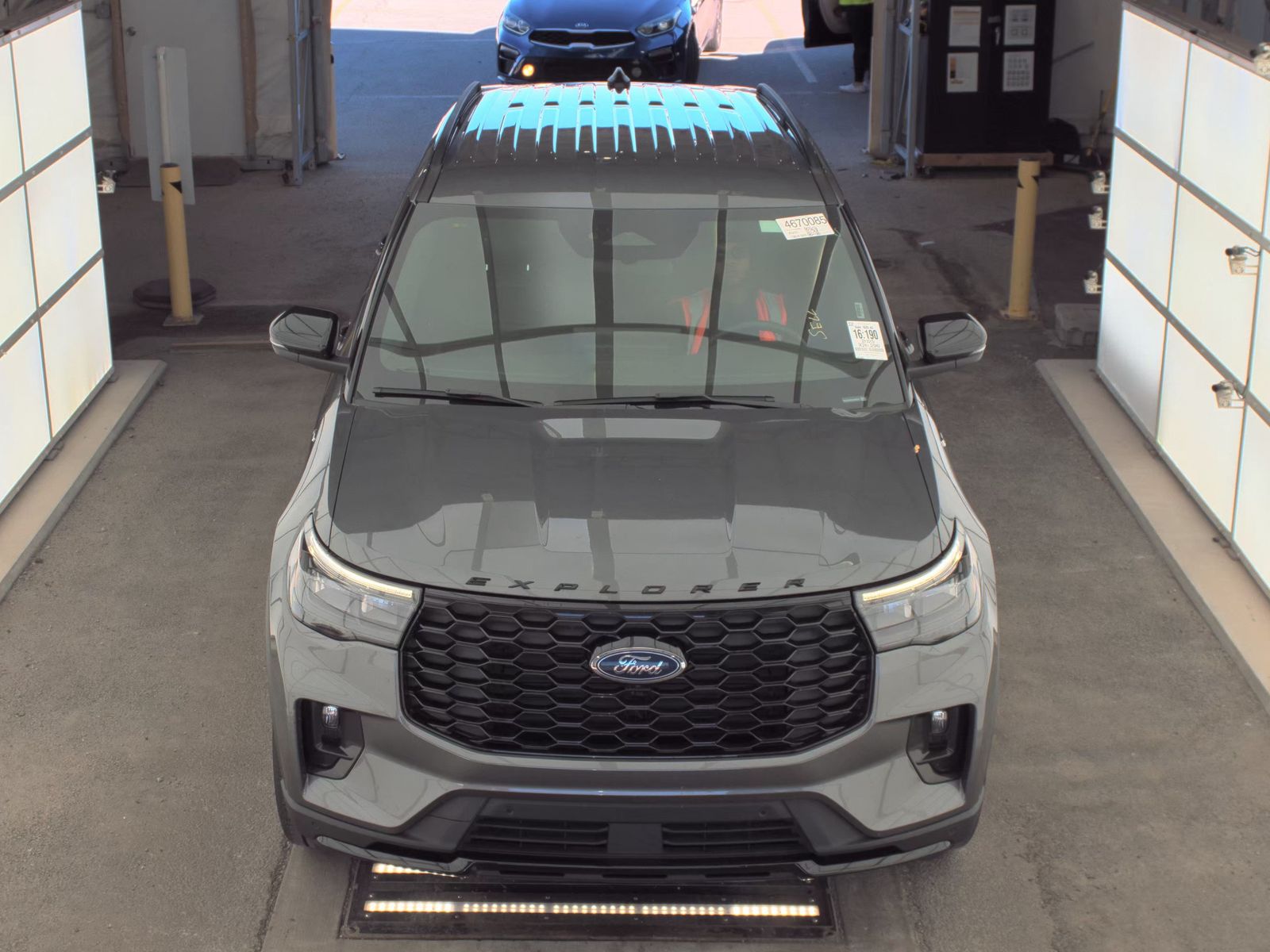 2025 Ford Explorer ST-Line AWD