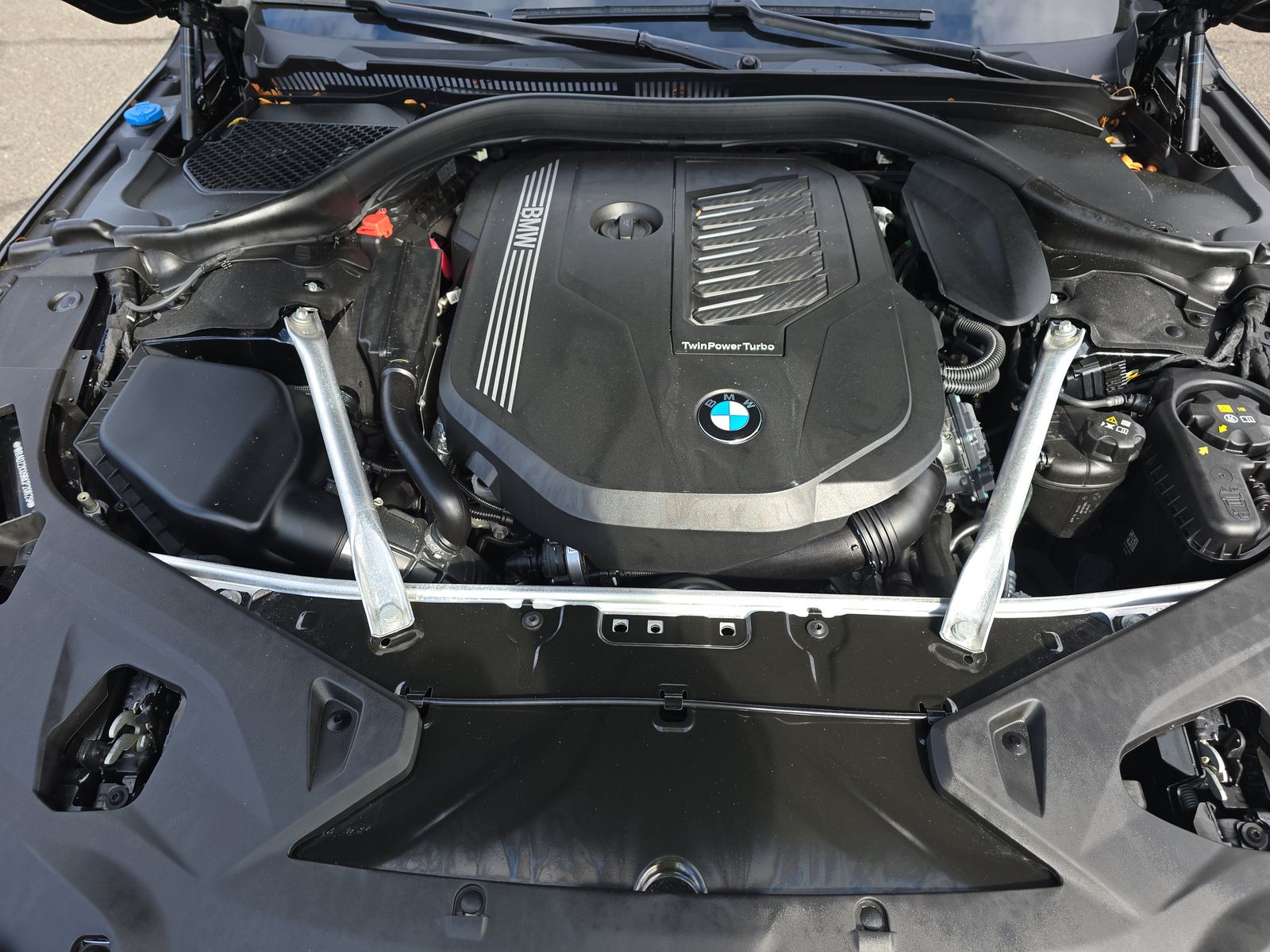 2024 BMW 8 Series 840i RWD