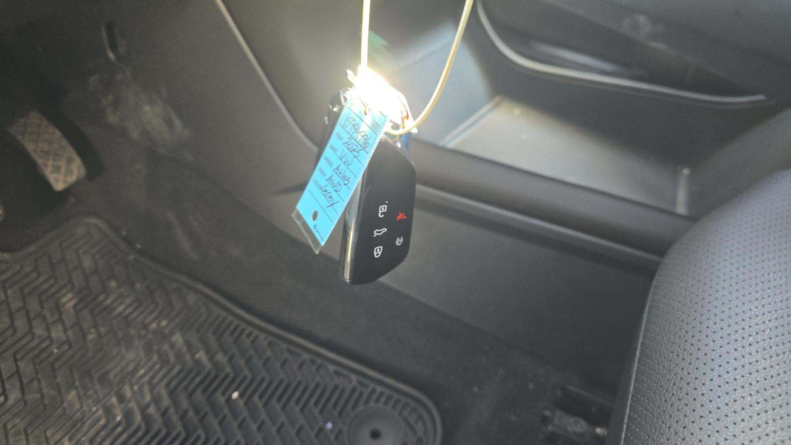 2025 Volkswagen Atlas 2.0T SE AWD