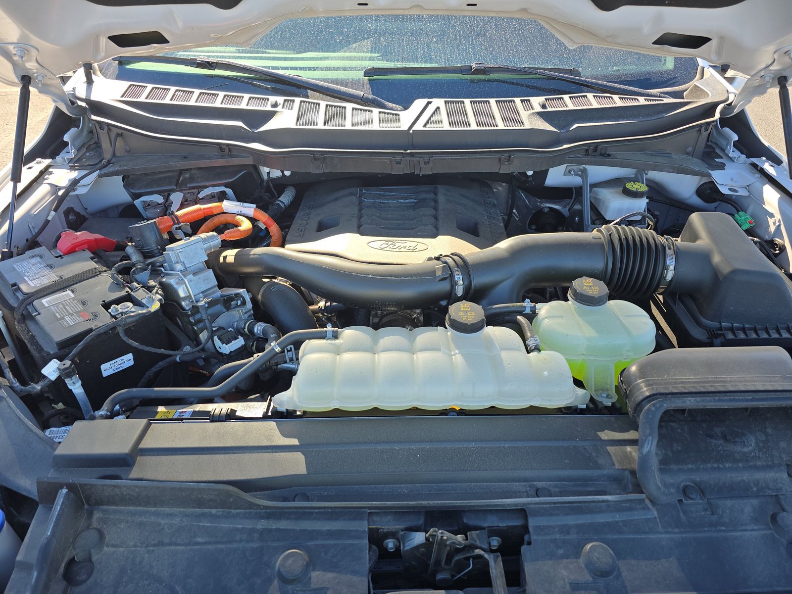 2023 Ford F-150 Hybrid Lariat AWD