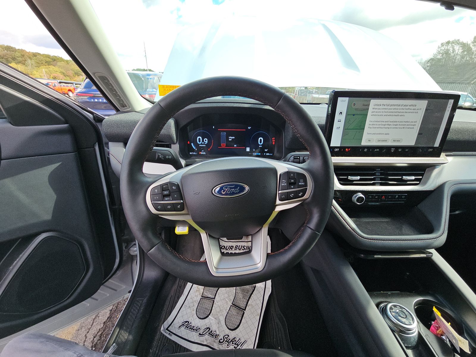 2025 Ford Explorer Active AWD