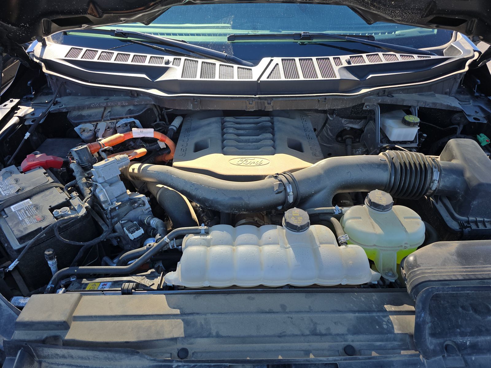 2023 Ford F-150 Hybrid XLT AWD