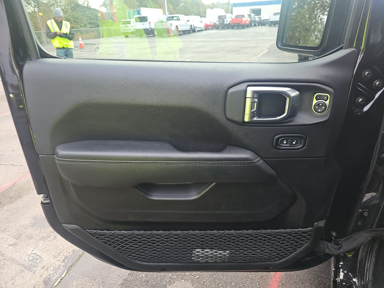 2023 Jeep Wrangler Sahara AWD