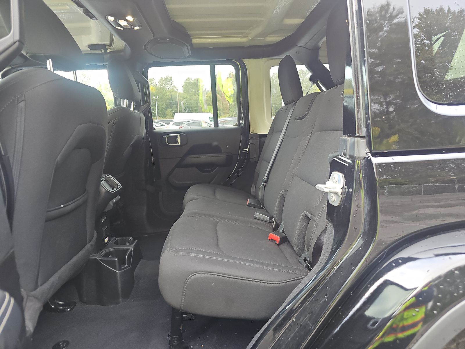 2023 Jeep Wrangler Sahara AWD