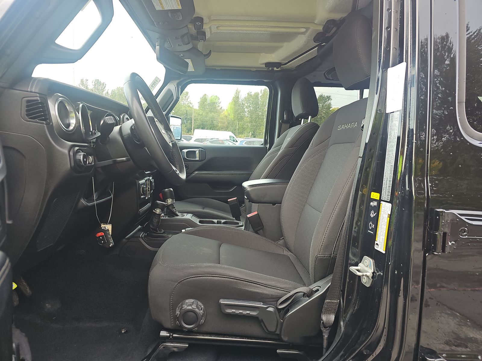 2023 Jeep Wrangler Sahara AWD