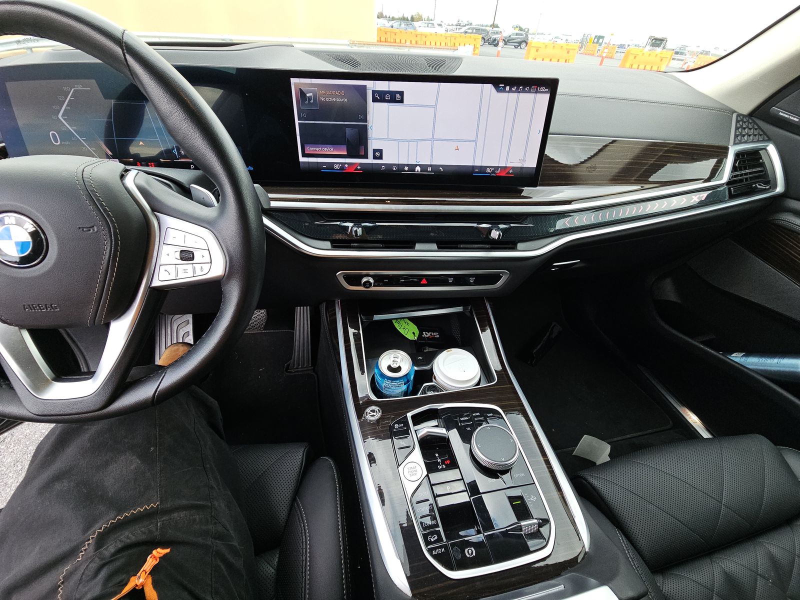 2025 BMW X7 xDrive40i AWD