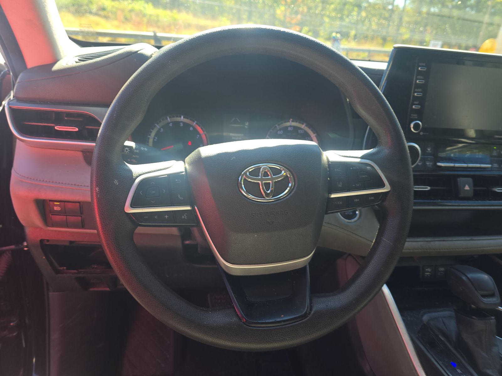 2022 Toyota Highlander L FWD