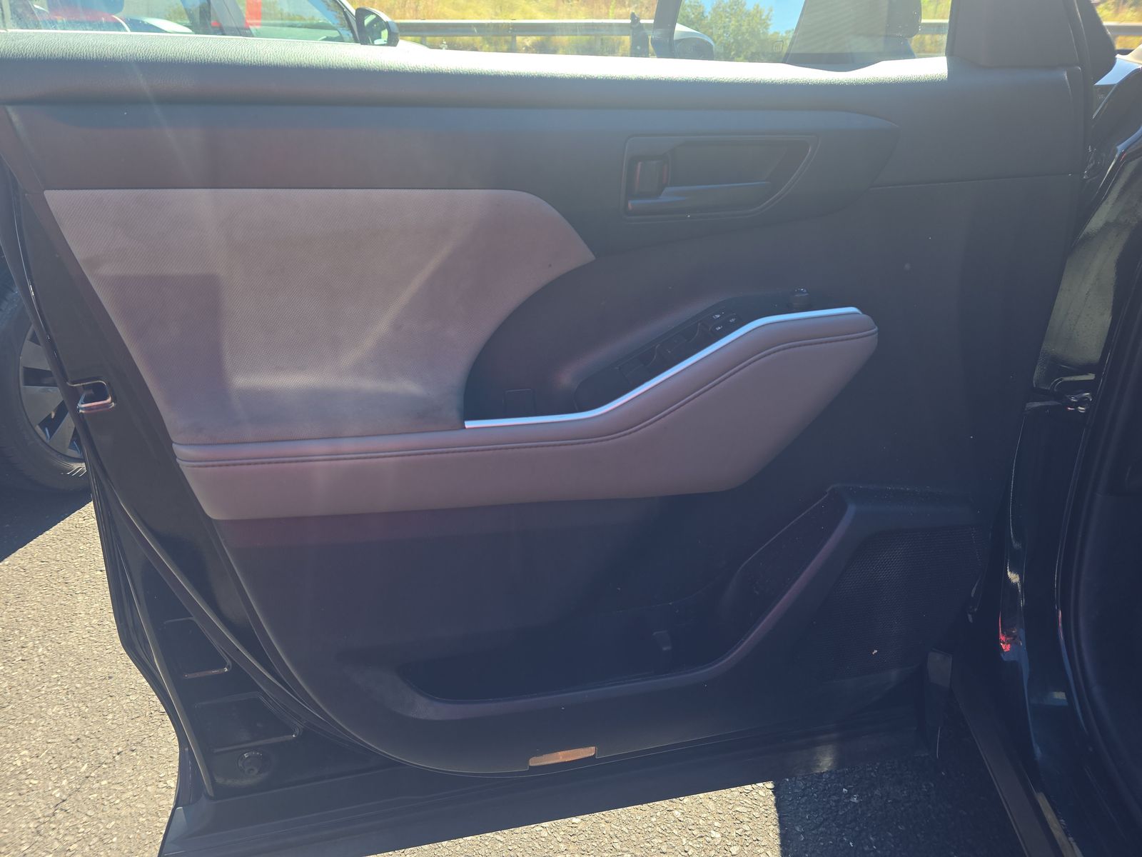 2022 Toyota Highlander L FWD