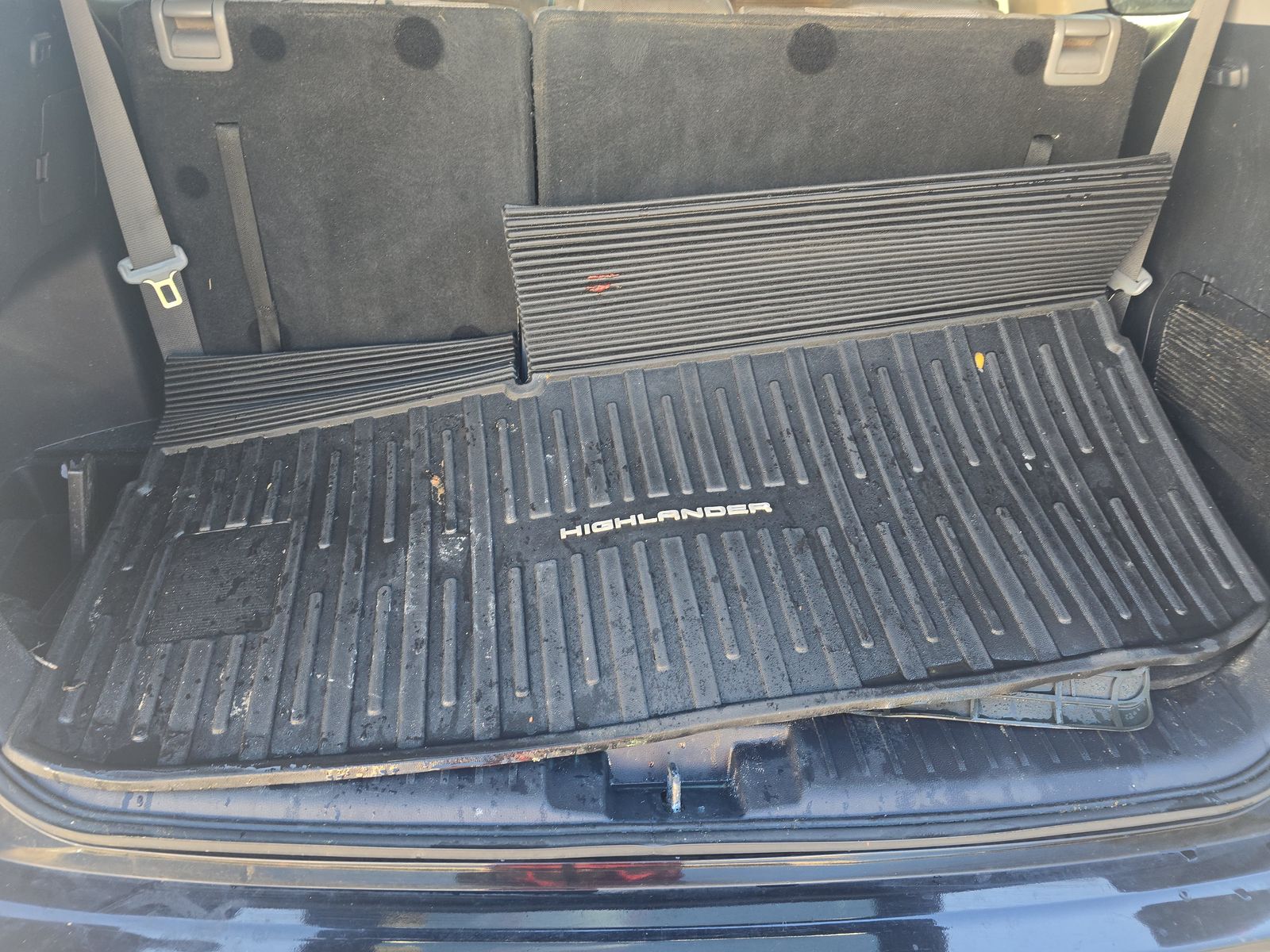 2022 Toyota Highlander L FWD