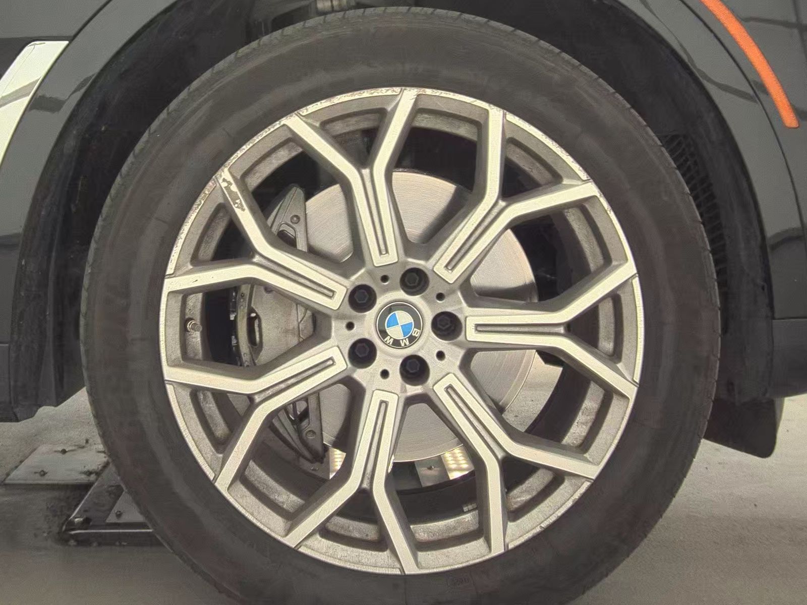 2025 BMW X7 xDrive40i AWD