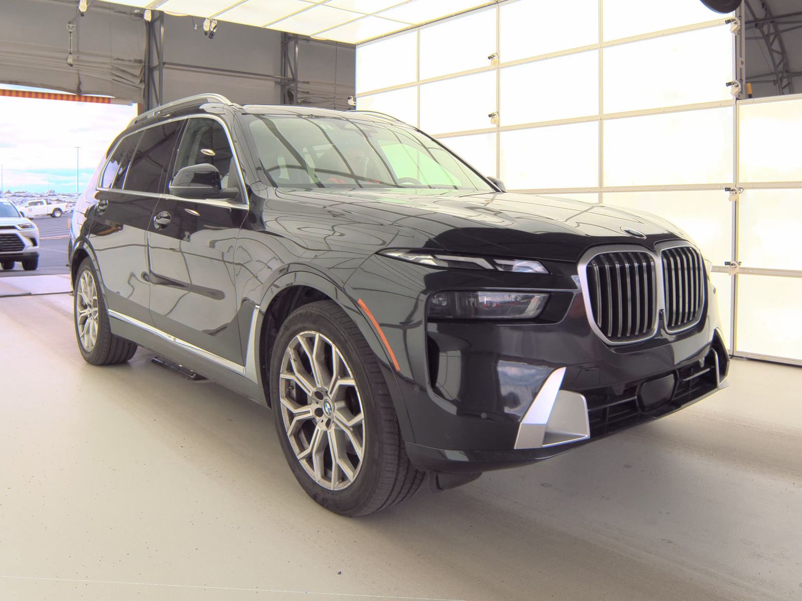 2025 BMW X7 xDrive40i AWD