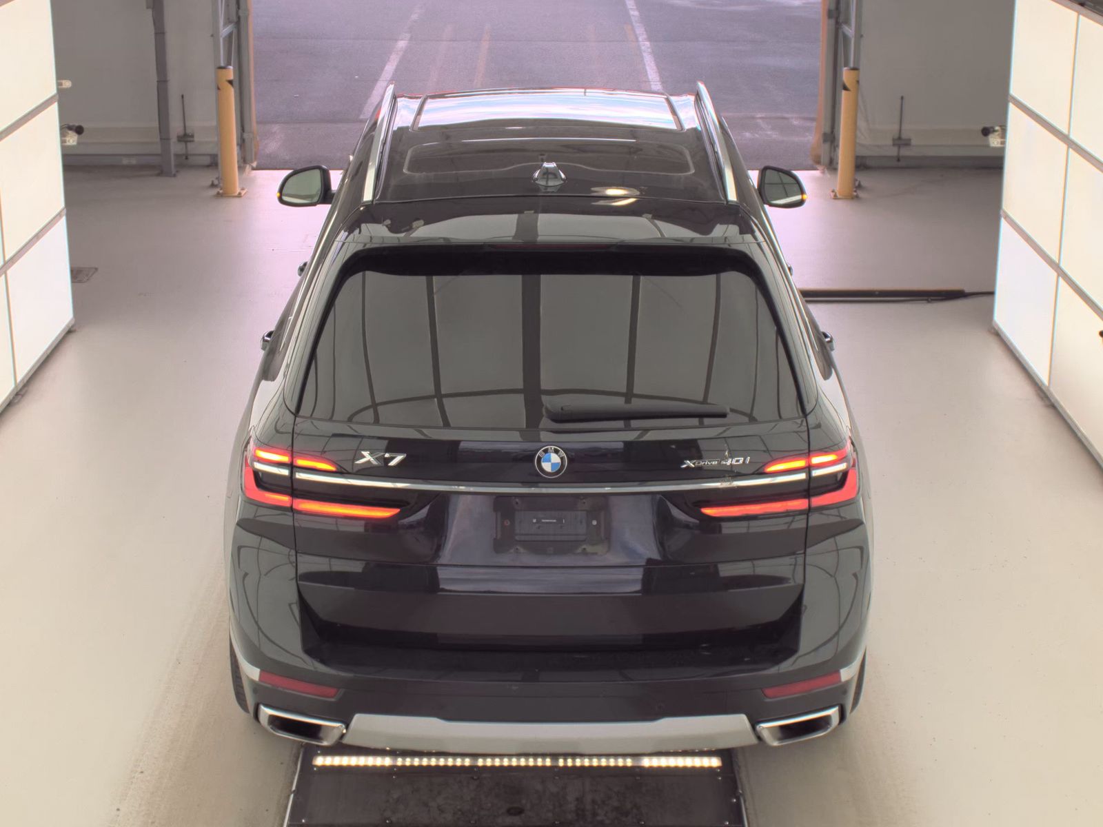 2025 BMW X7 xDrive40i AWD