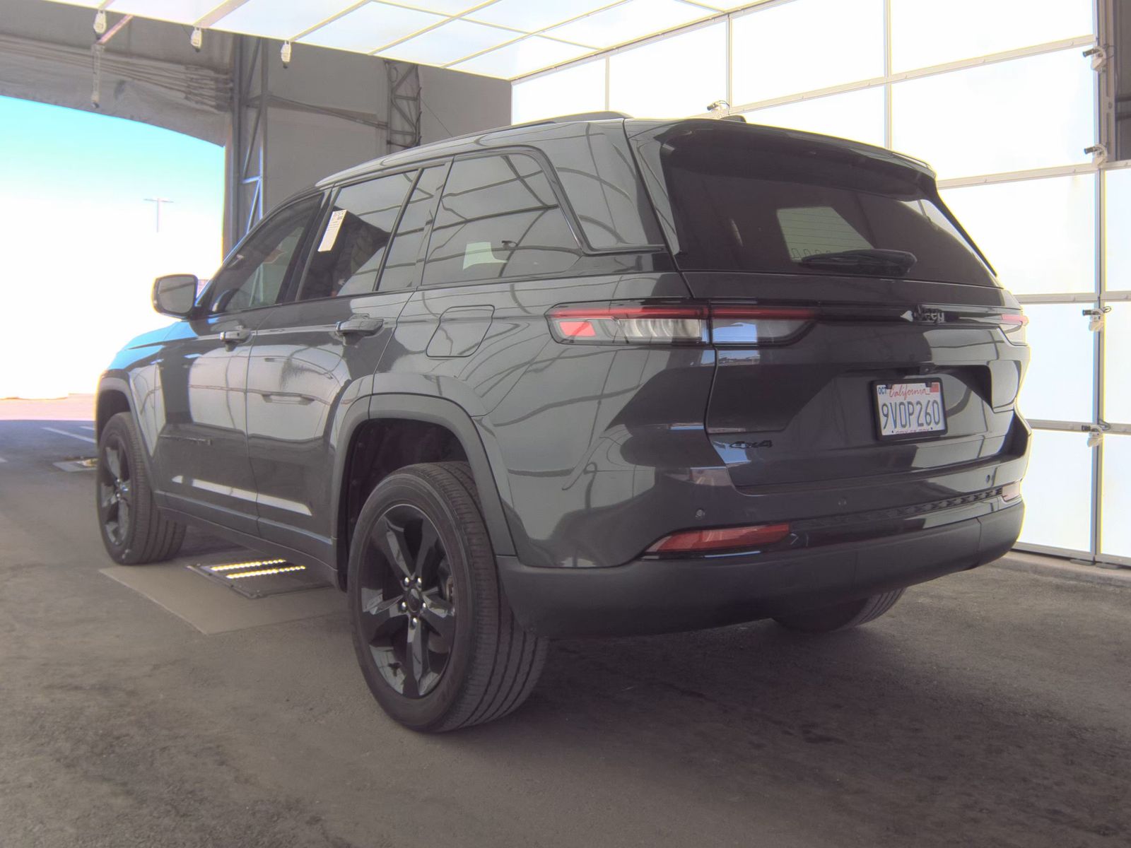 2023 Jeep Grand Cherokee Altitude AWD