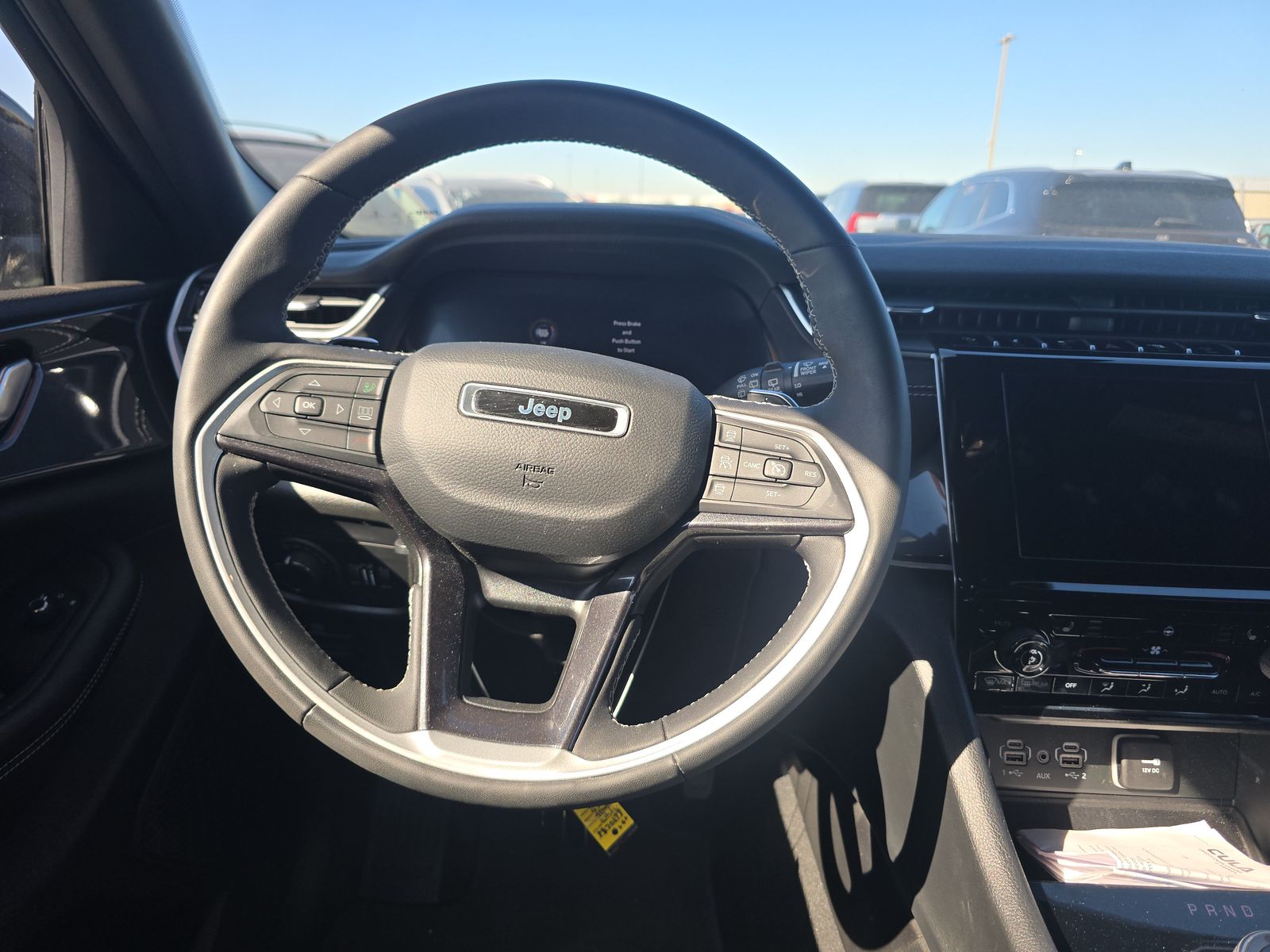 2023 Jeep Grand Cherokee Altitude AWD