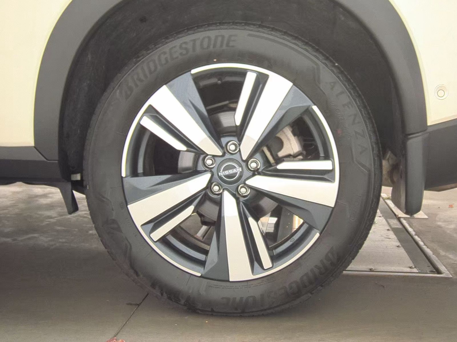 2023 Nissan Rogue SL AWD