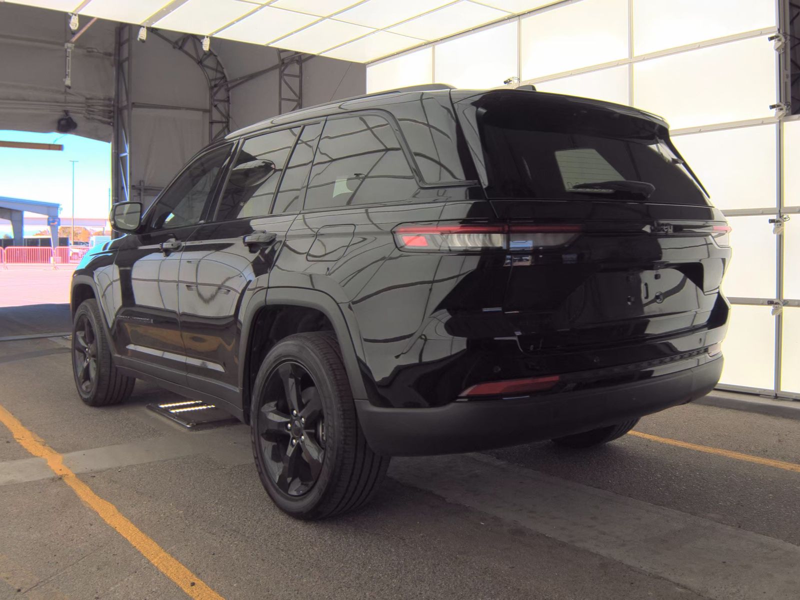 2023 Jeep Grand Cherokee Altitude AWD