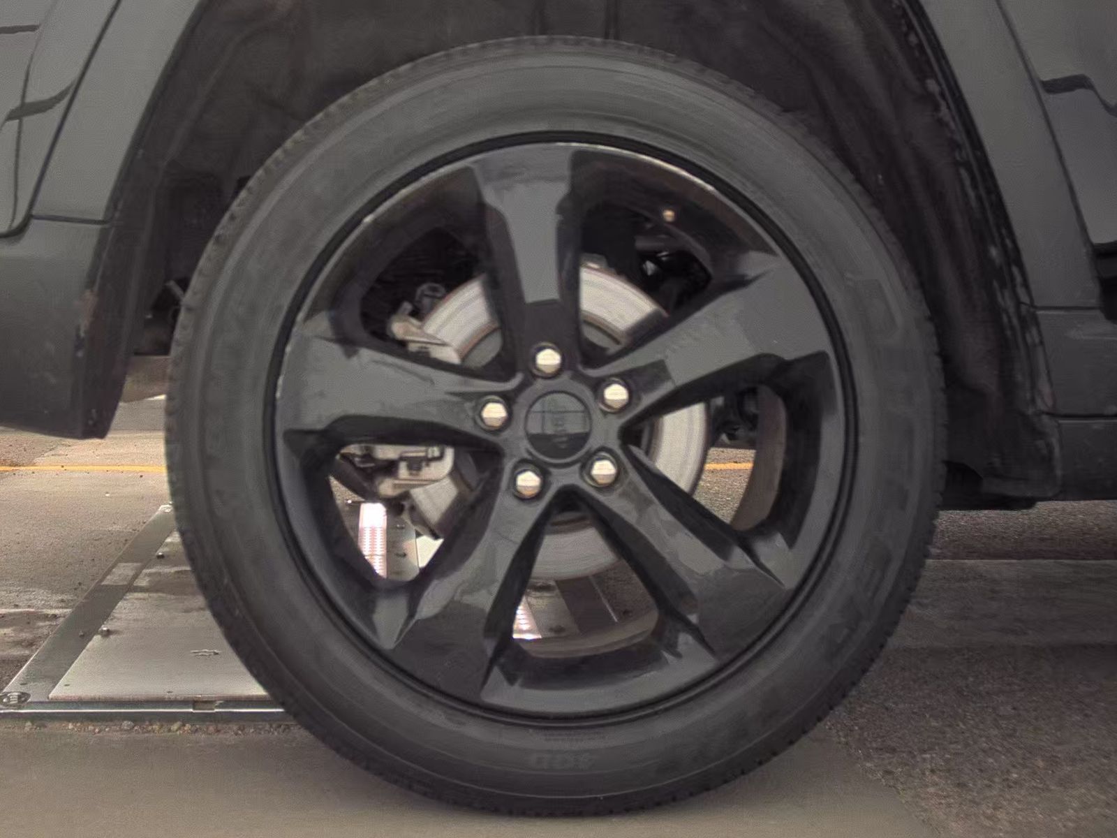 2023 Jeep Grand Cherokee Altitude AWD