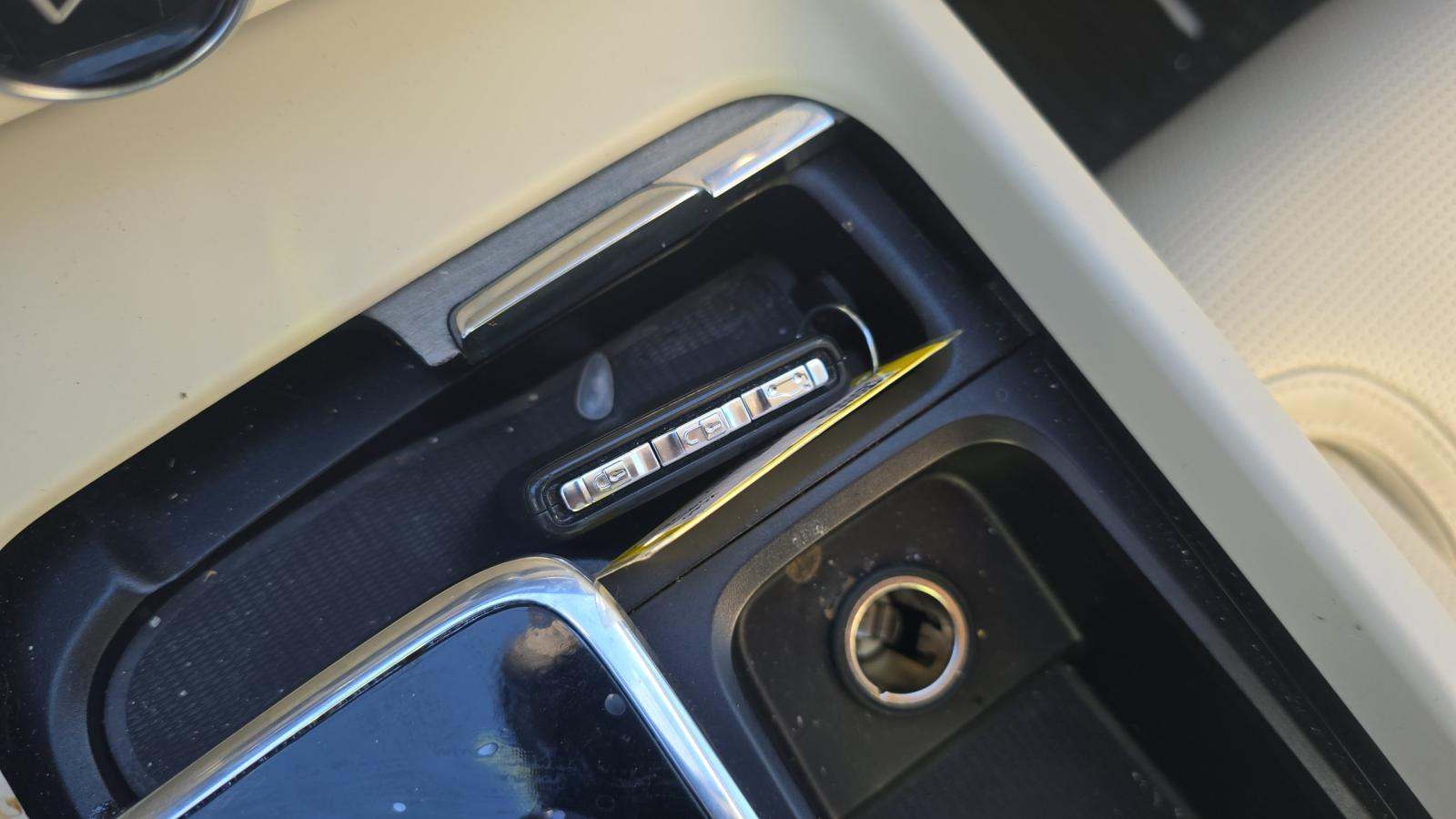 2024 Volvo XC60 B5 Ultimate AWD