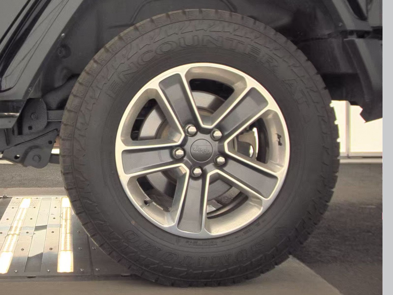 2023 Jeep Wrangler Sahara AWD