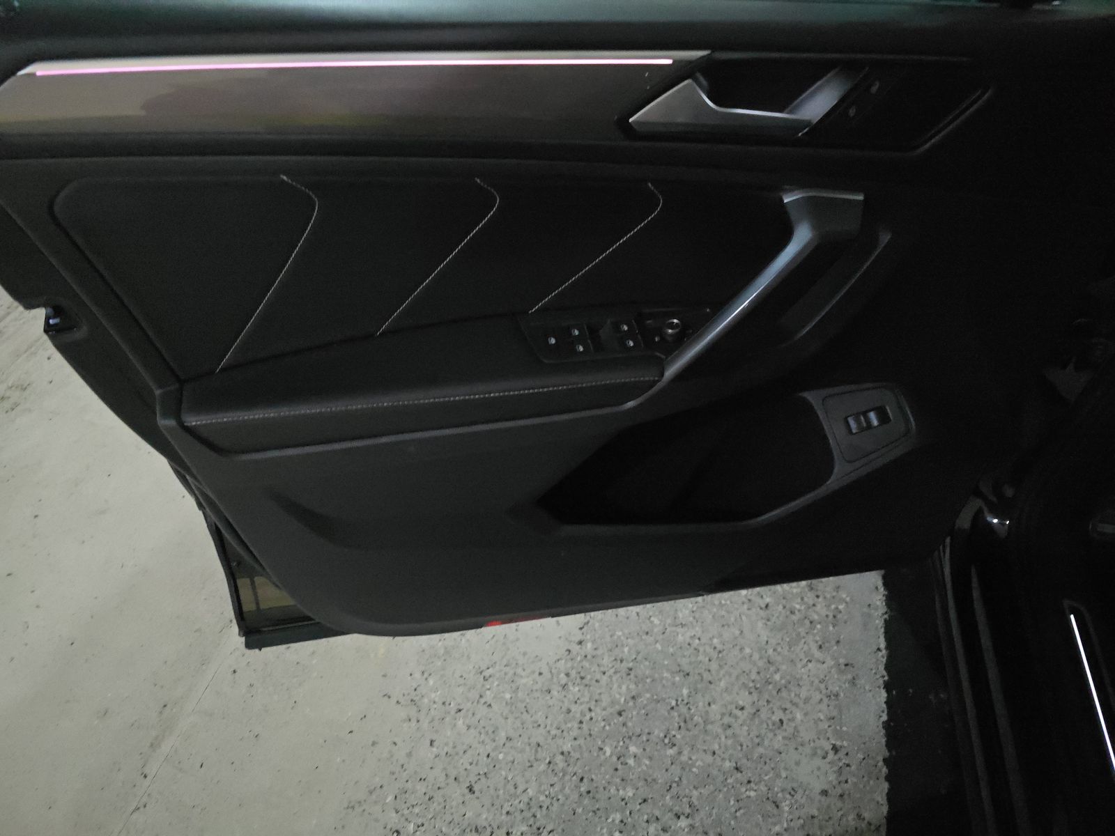 2022 Volkswagen Tiguan 2.0T SE R-Line Black FWD