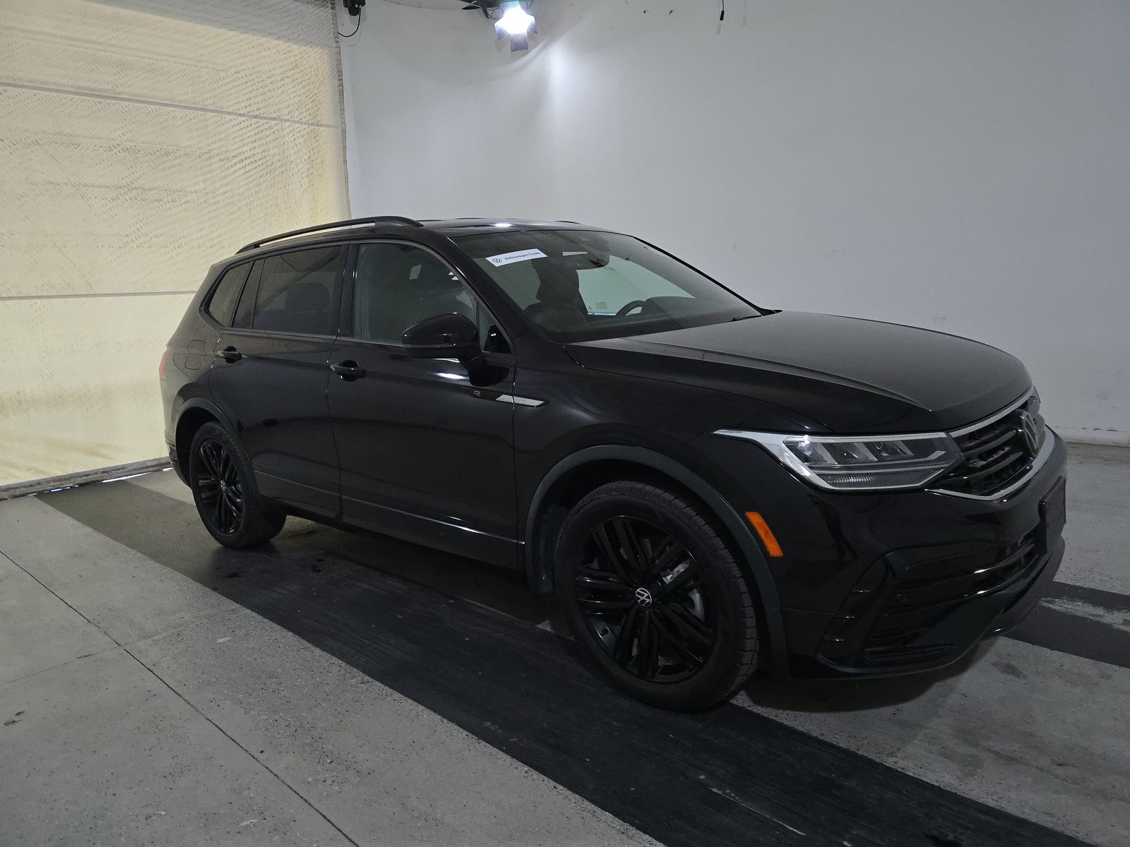 2022 Volkswagen Tiguan 2.0T SE R-Line Black FWD