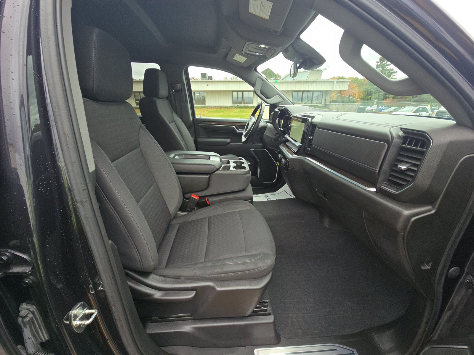 2022 Chevrolet Silverado 1500 LT AWD