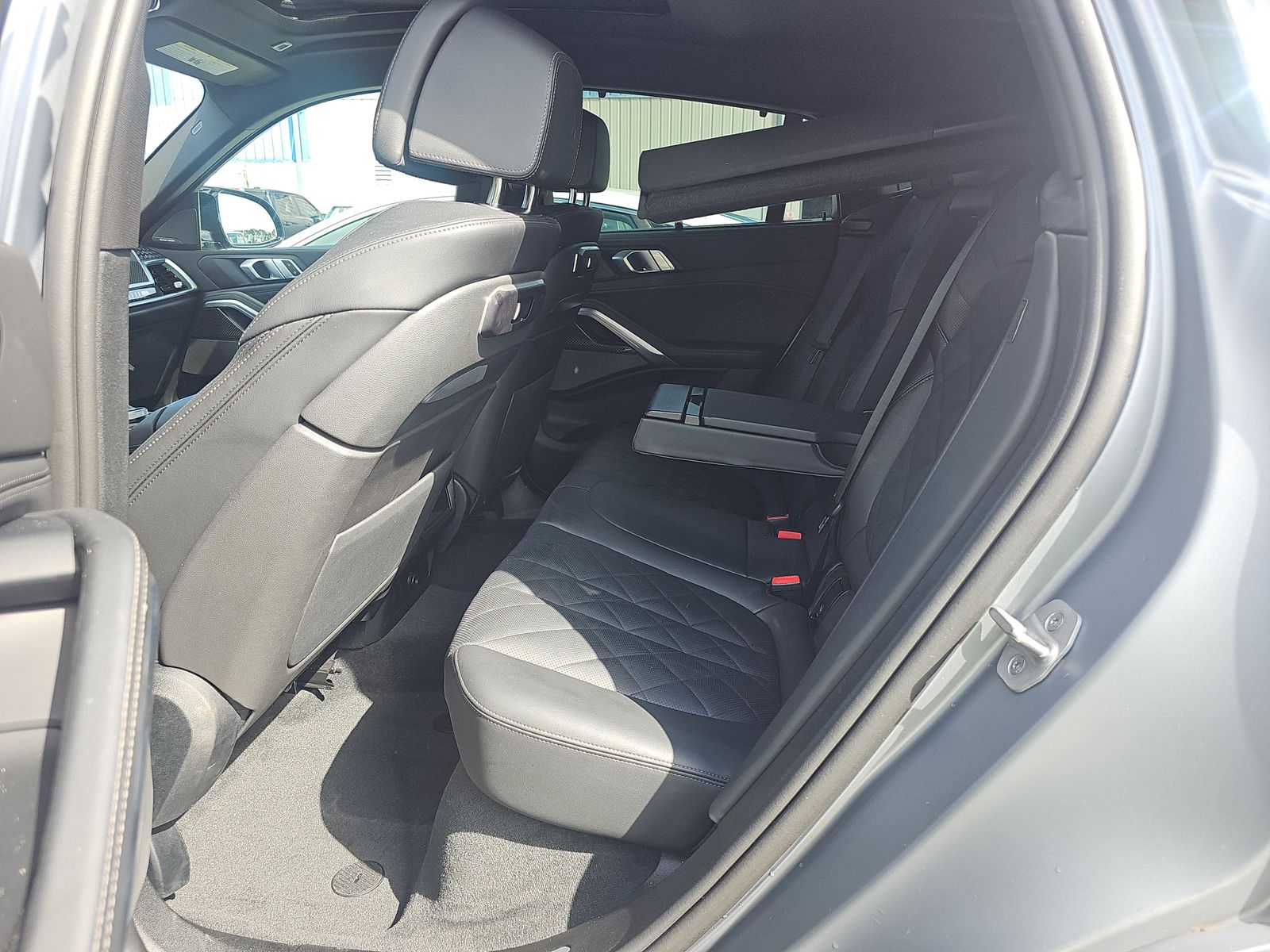 2025 BMW X6 M60i xDrive AWD