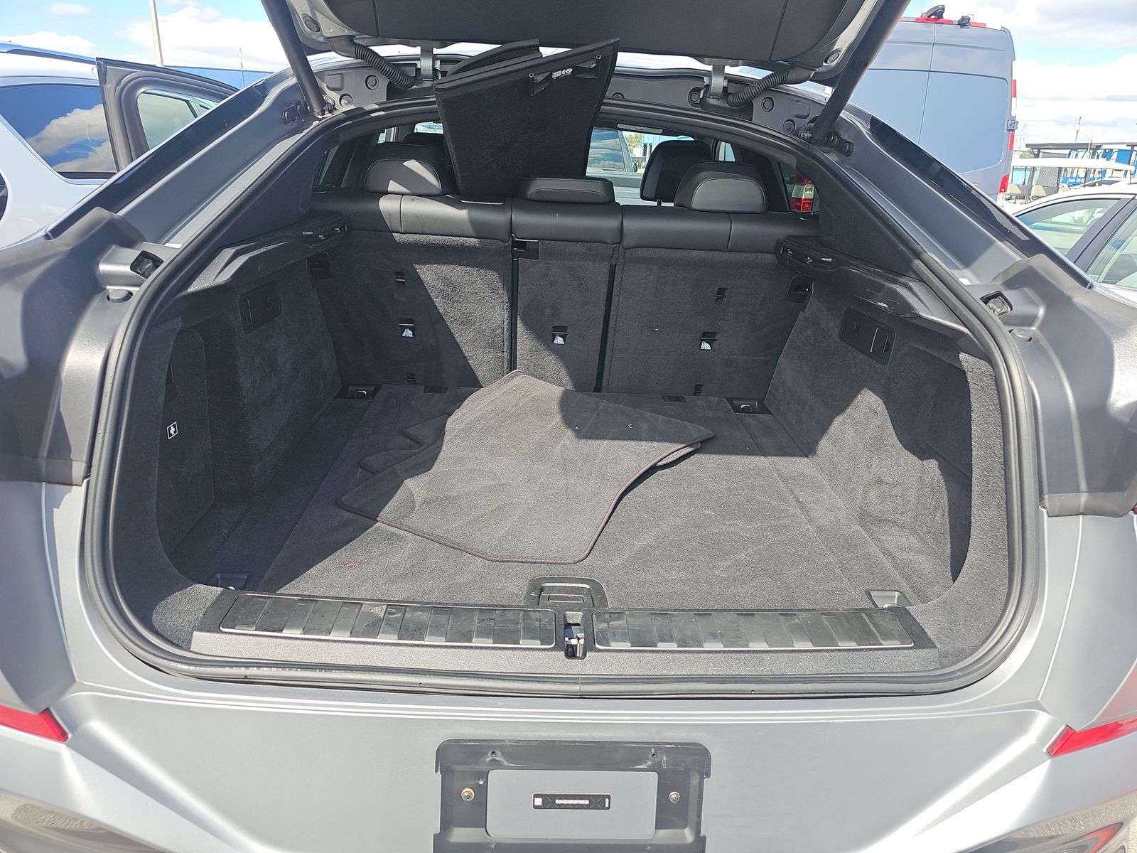 2025 BMW X6 M60i xDrive AWD