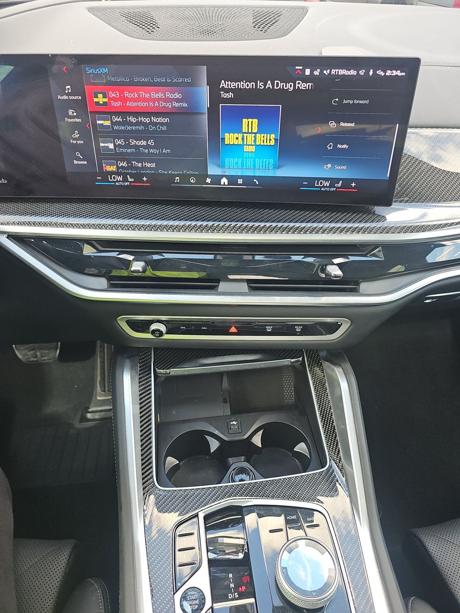 2025 BMW X6 M60i xDrive AWD