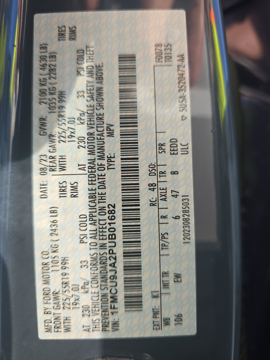 2023 Ford Escape Platinum AWD