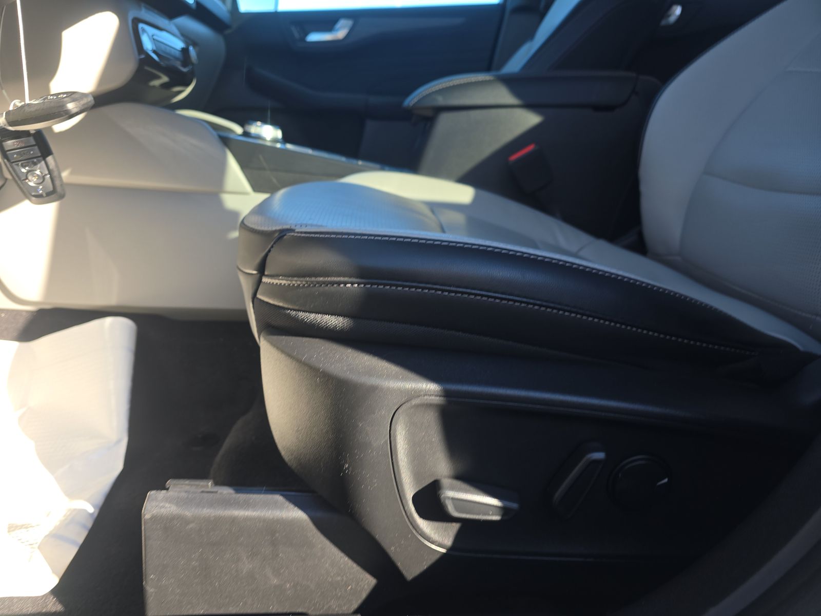 2023 Ford Escape Platinum AWD