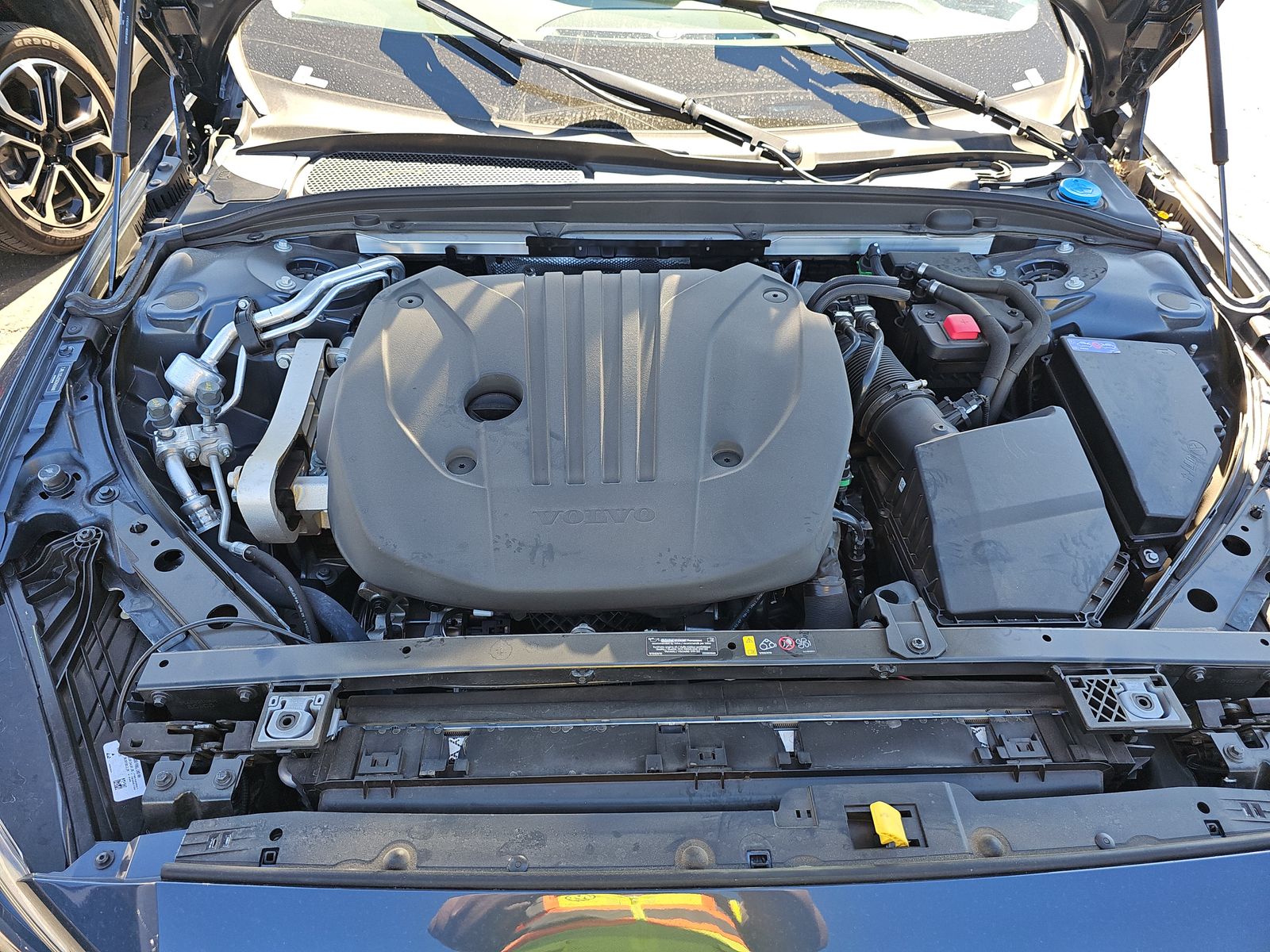 2025 Volvo S60 B5 Core AWD