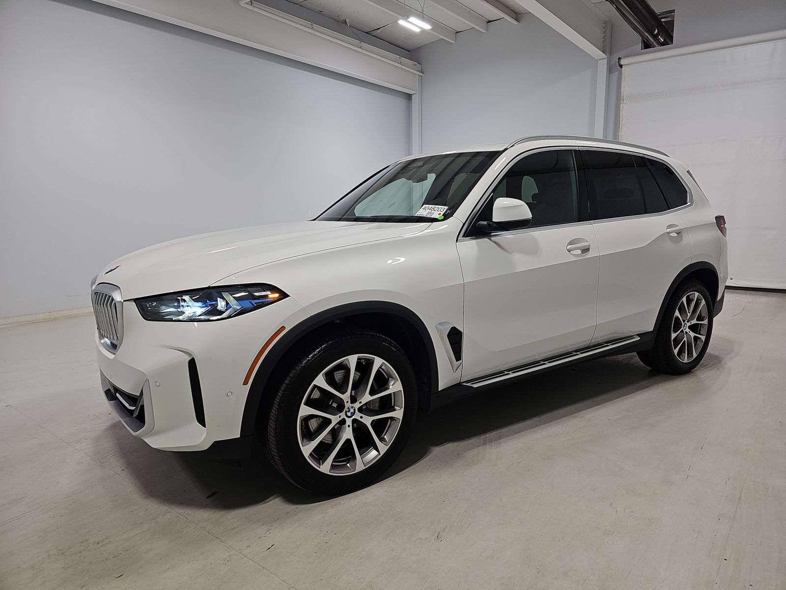 2025 BMW X5 xDrive40i AWD