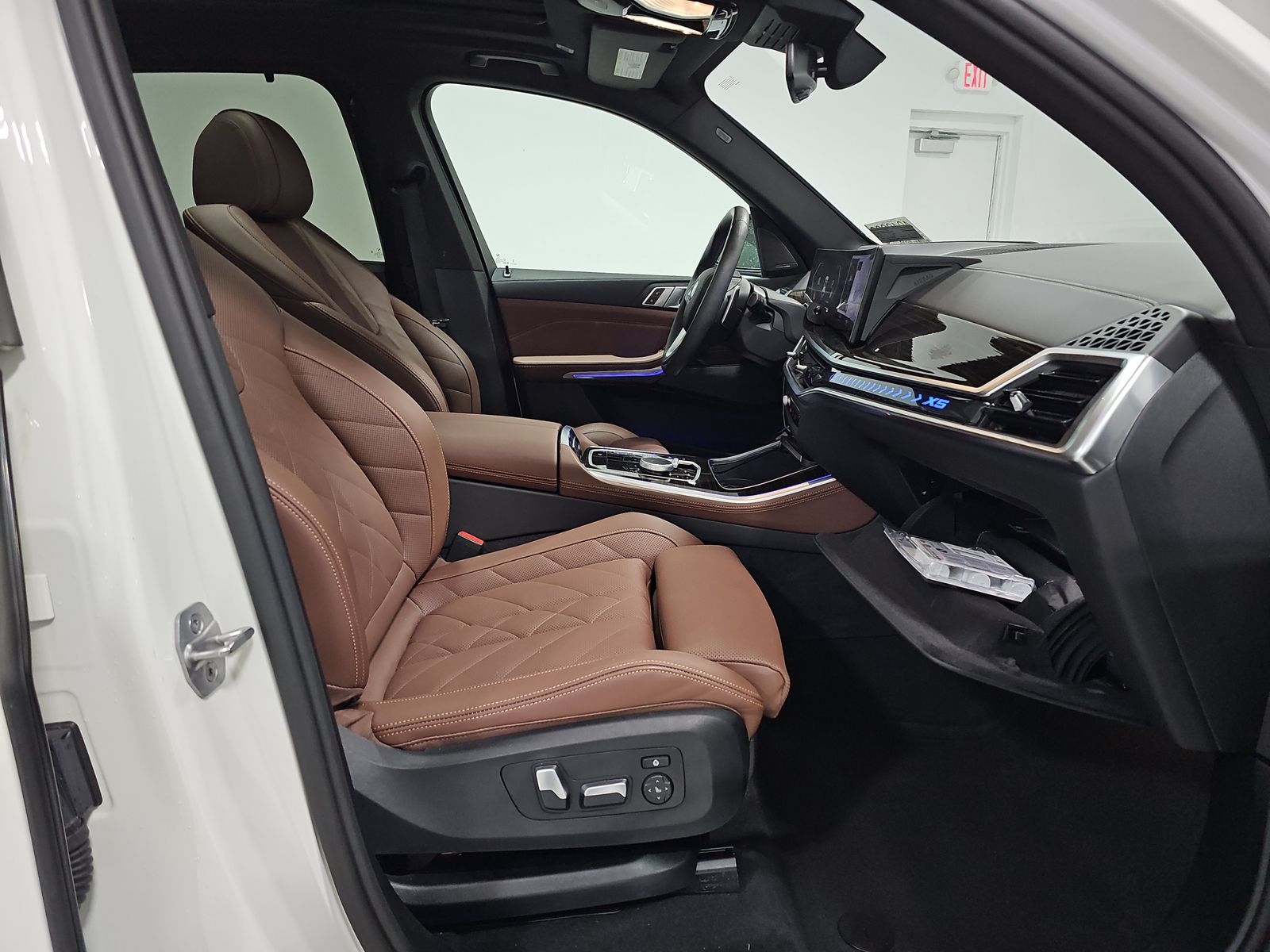 2025 BMW X5 xDrive40i AWD