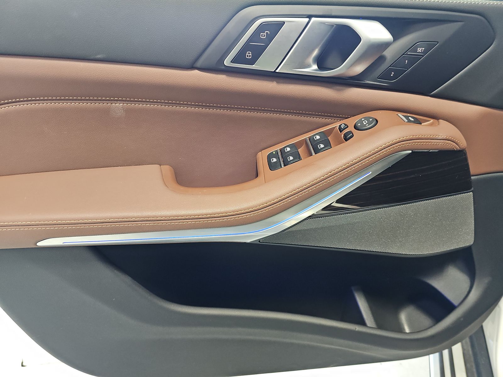 2025 BMW X5 xDrive40i AWD