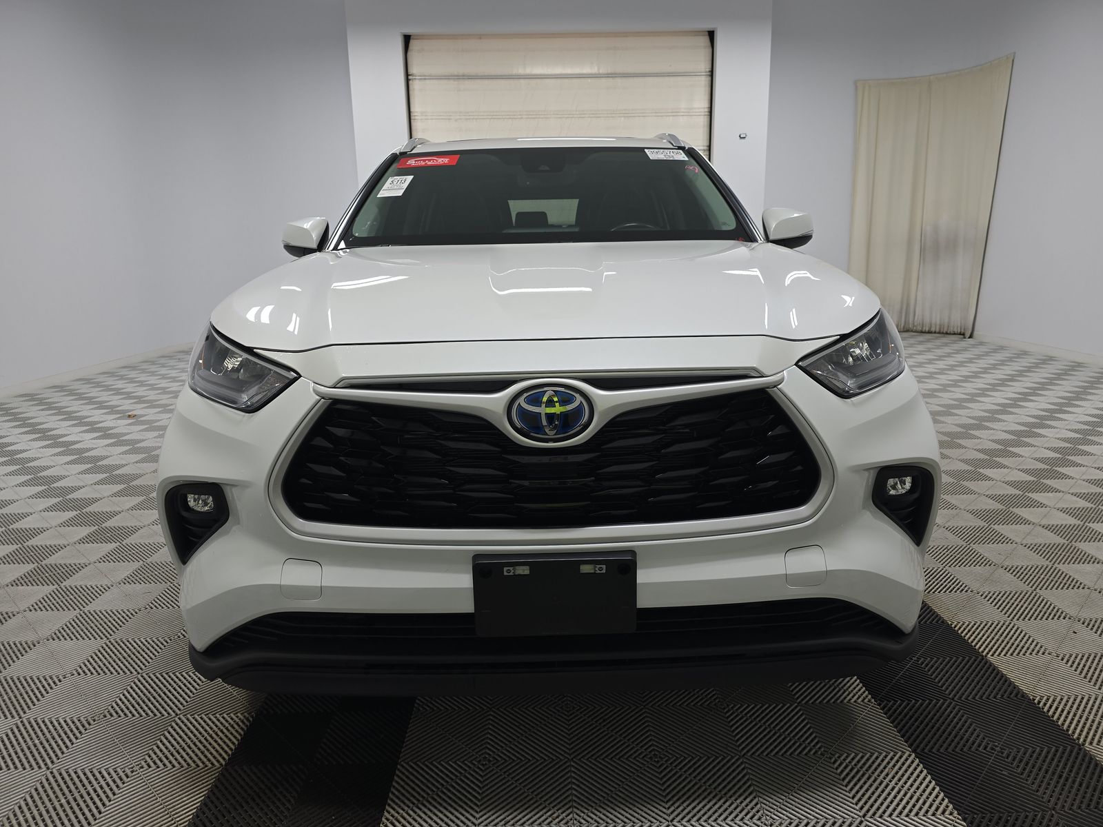 2023 Toyota Highlander Hybrid XLE AWD