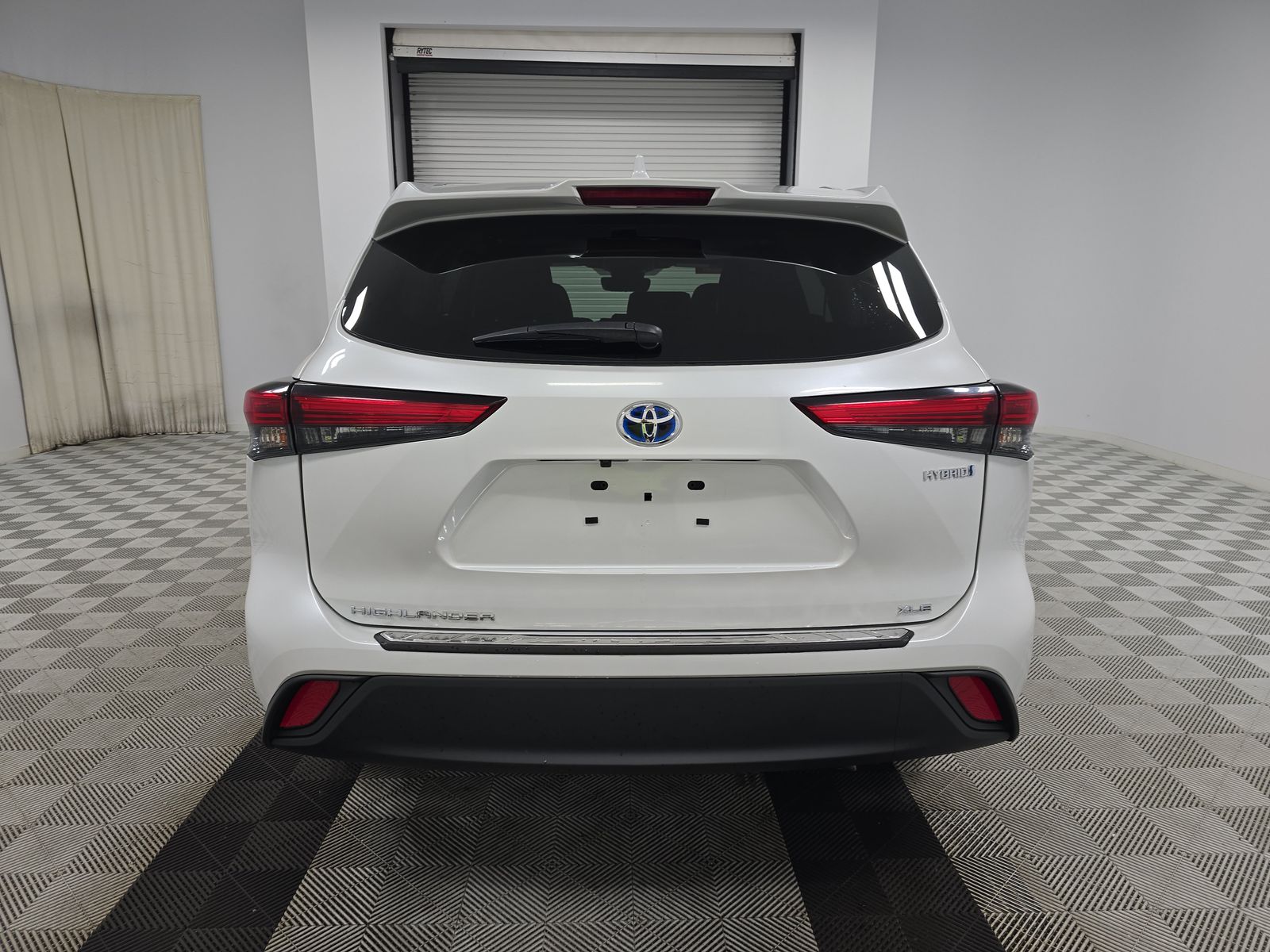 2023 Toyota Highlander Hybrid XLE AWD