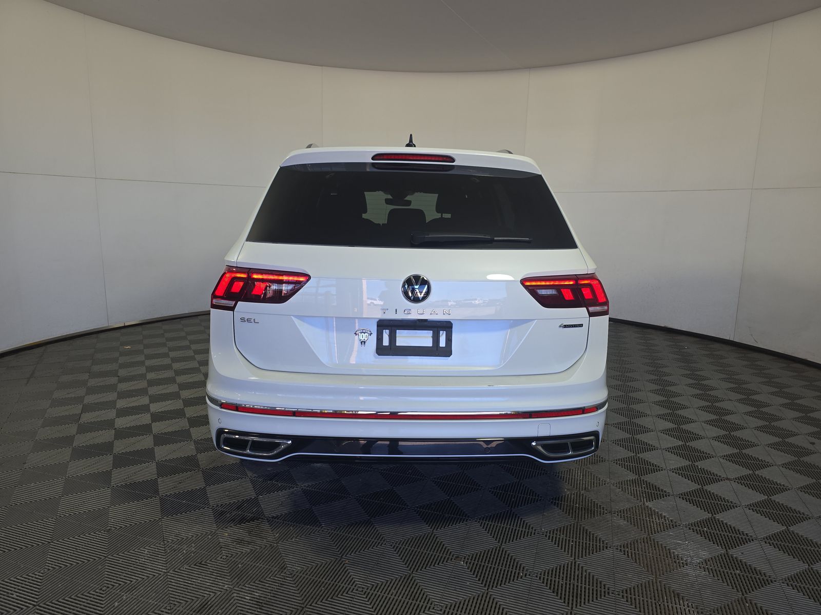 2024 Volkswagen Tiguan 2.0T SEL R-Line AWD