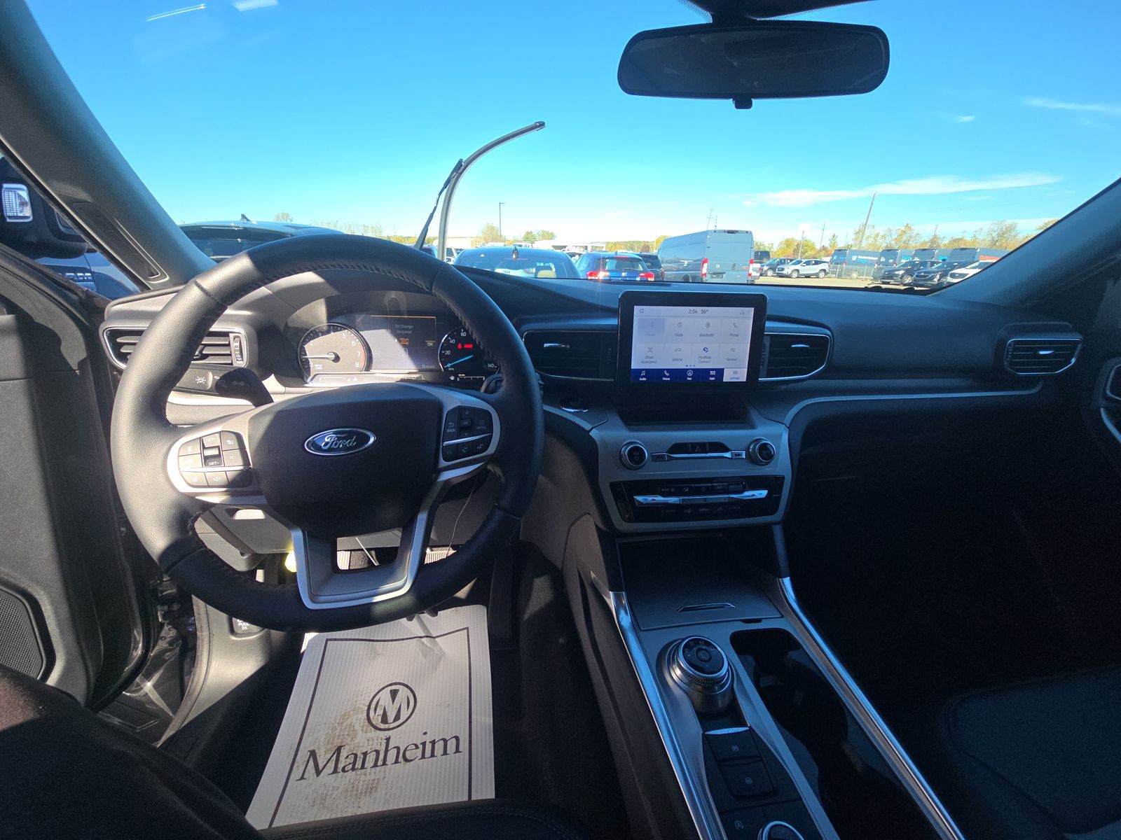 2023 Ford Explorer XLT AWD