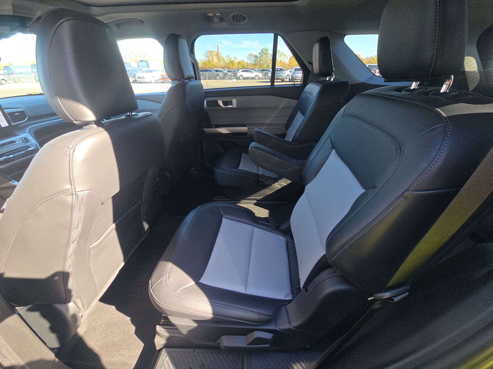 2023 Ford Explorer XLT AWD