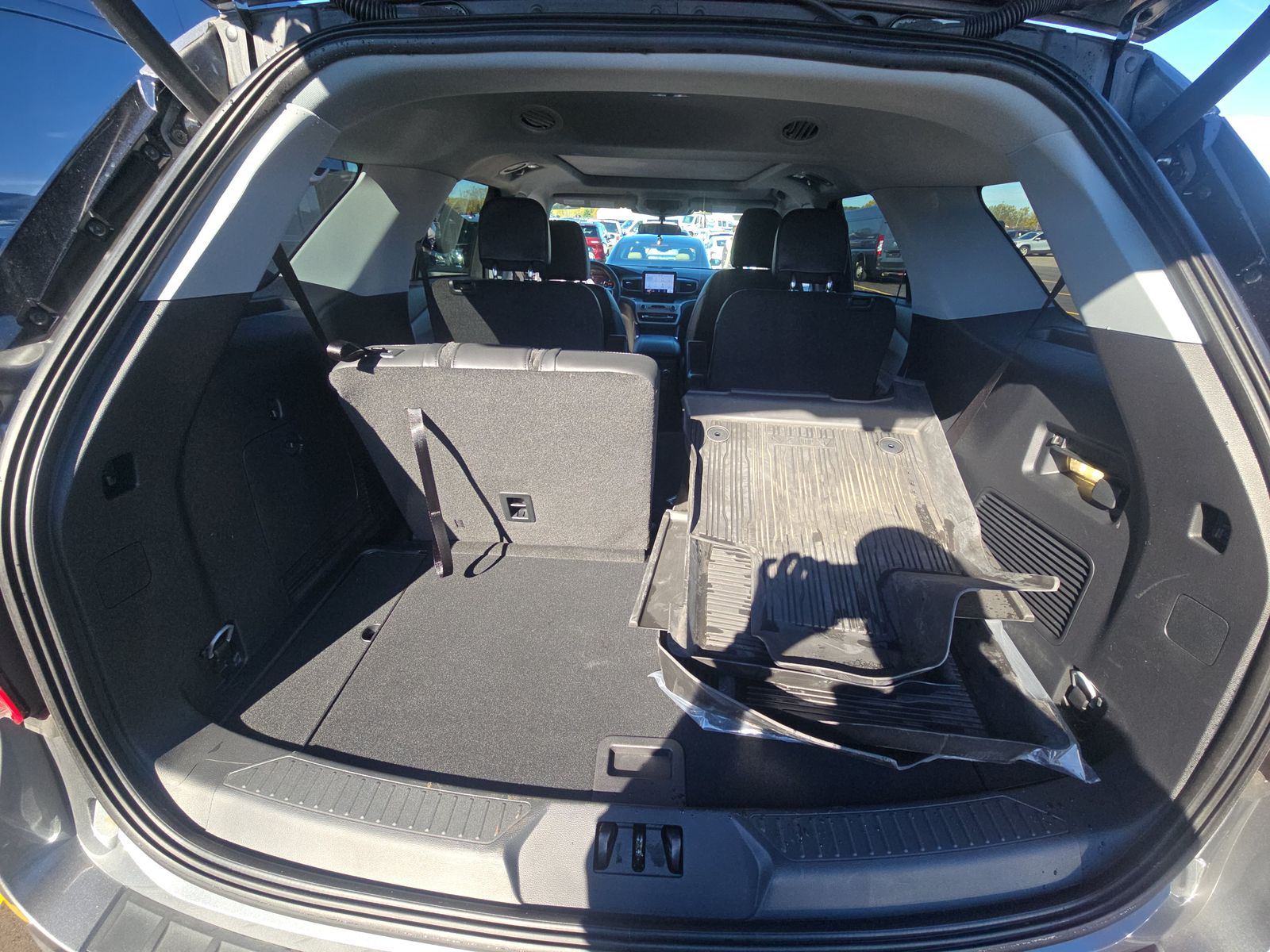 2023 Ford Explorer XLT AWD