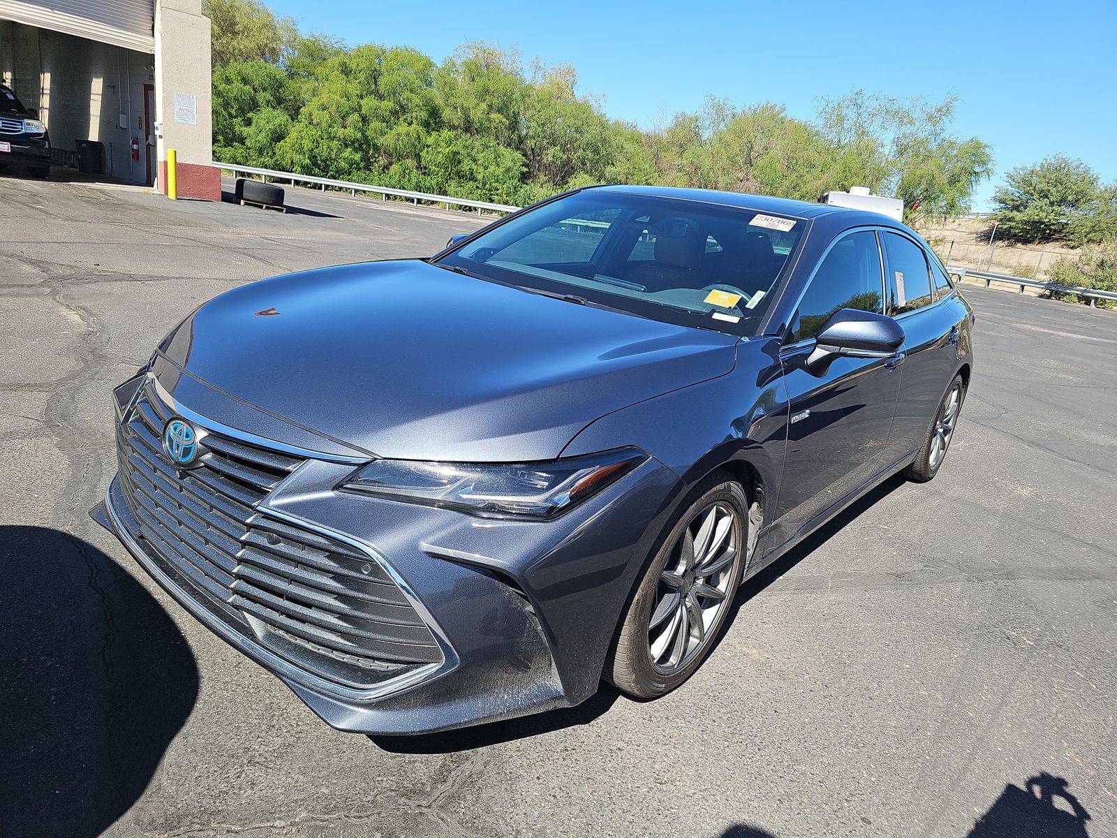 2020 Toyota Avalon Hybrid Limited FWD