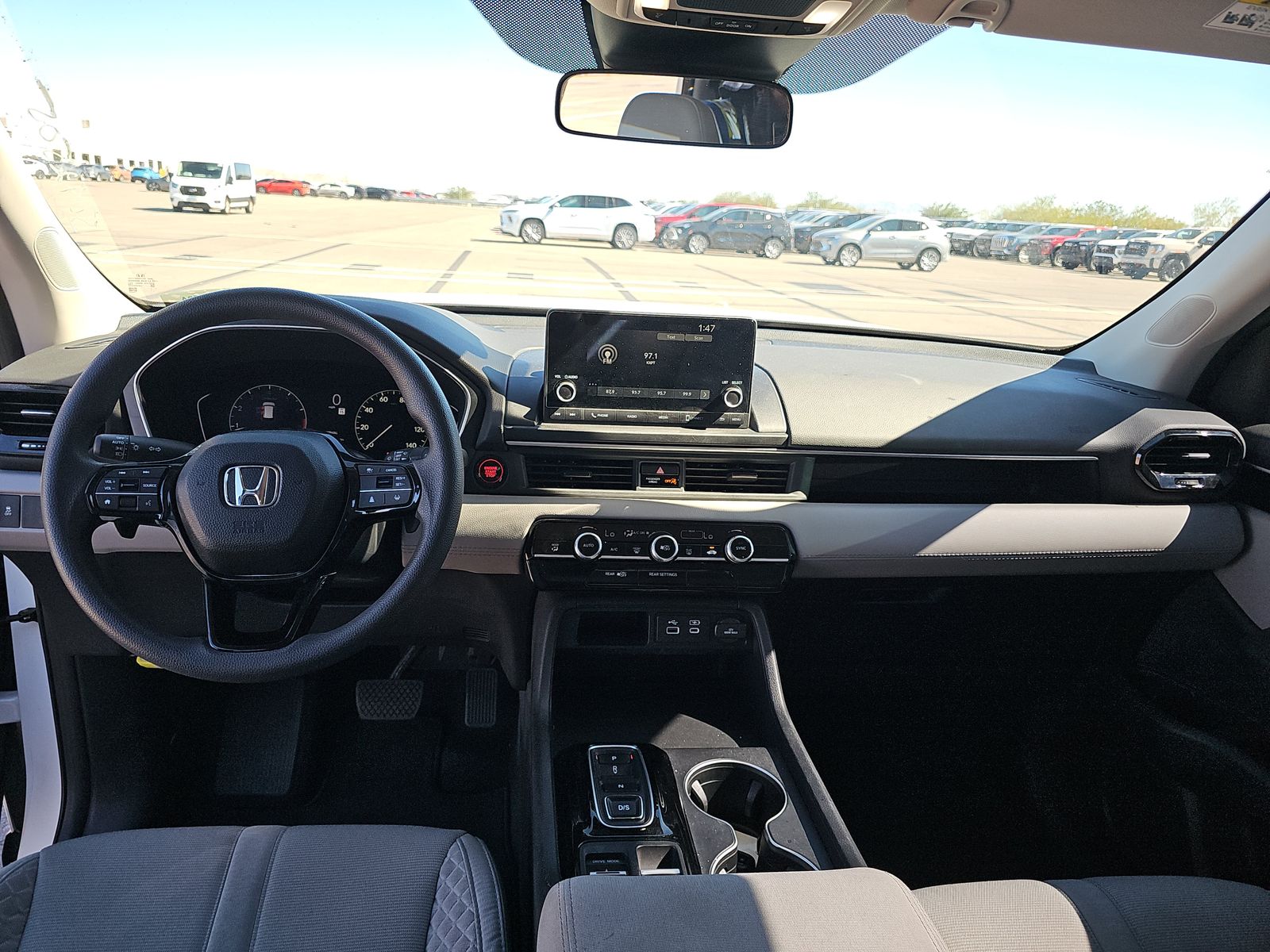 2023 Honda Pilot LX FWD
