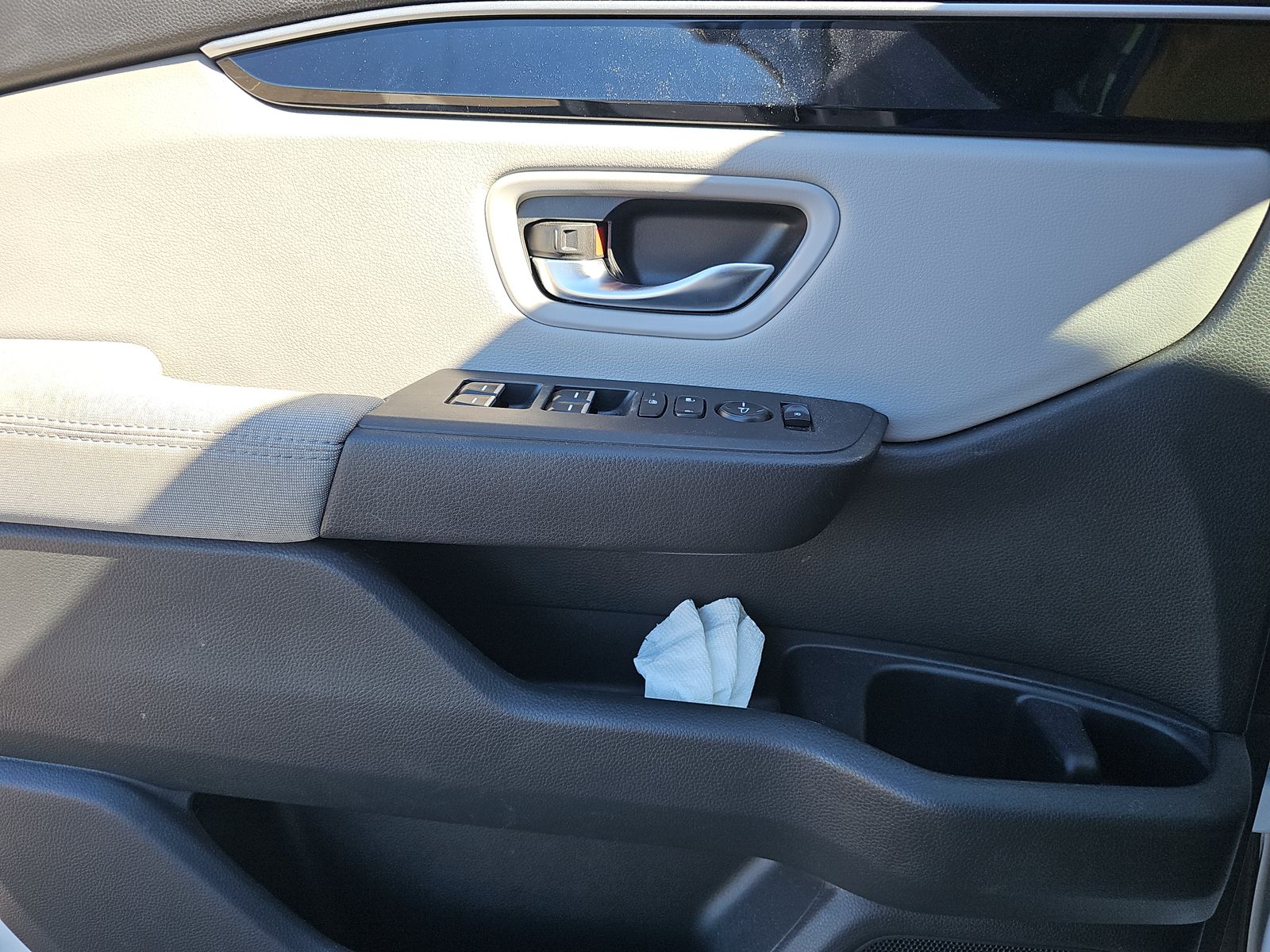 2023 Honda Pilot LX FWD