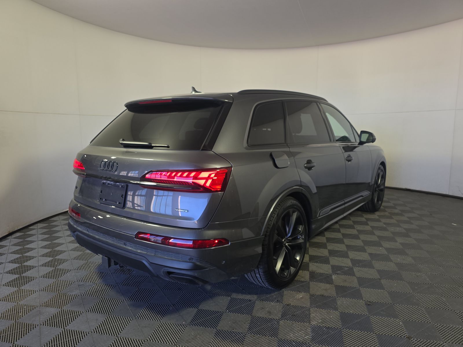 2025 Audi Q7 Premium Plus AWD