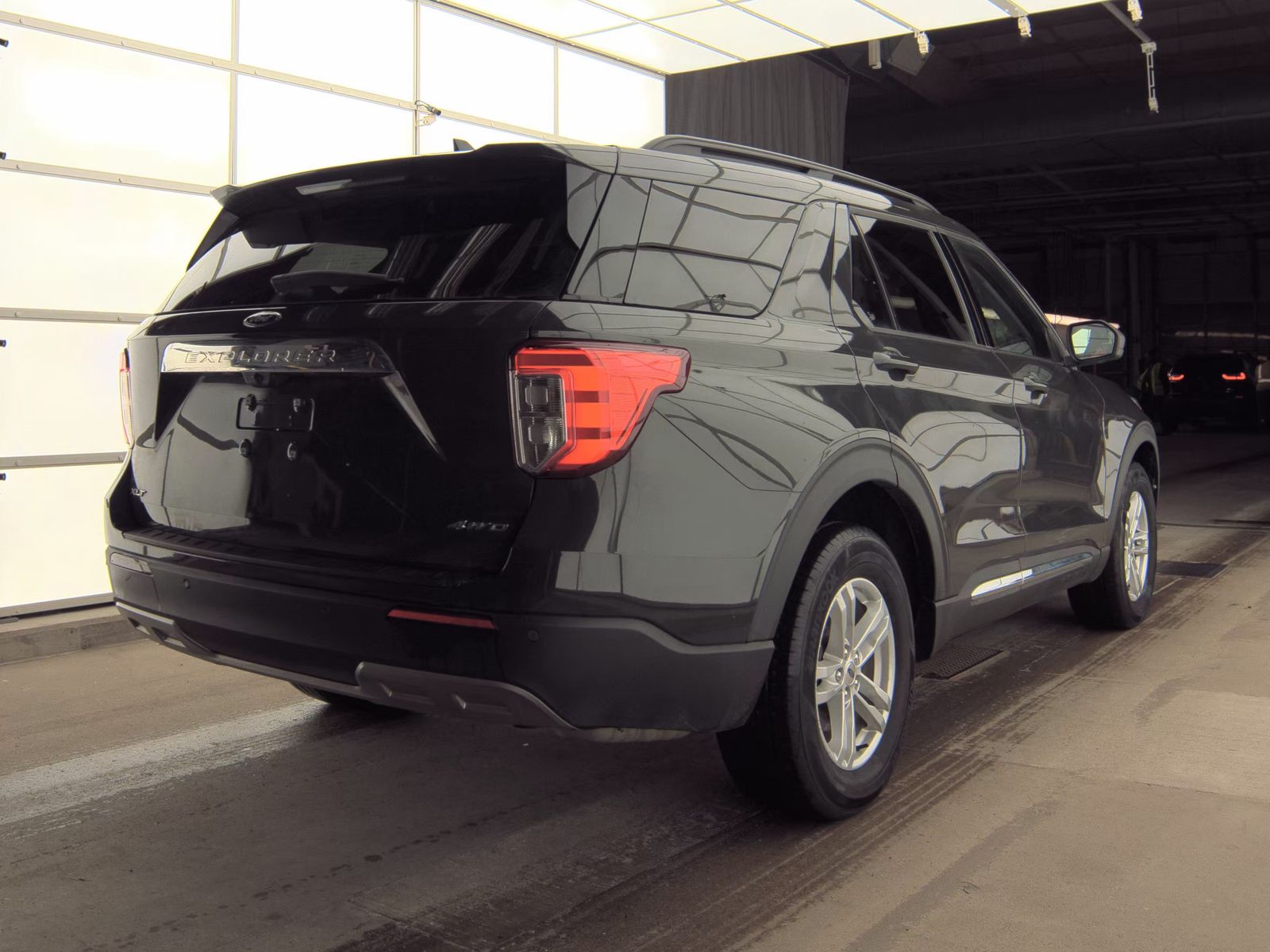 2023 Ford Explorer XLT AWD