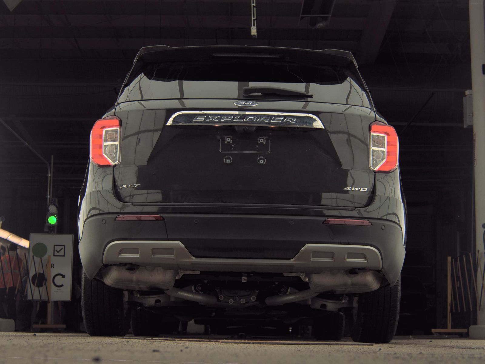 2023 Ford Explorer XLT AWD