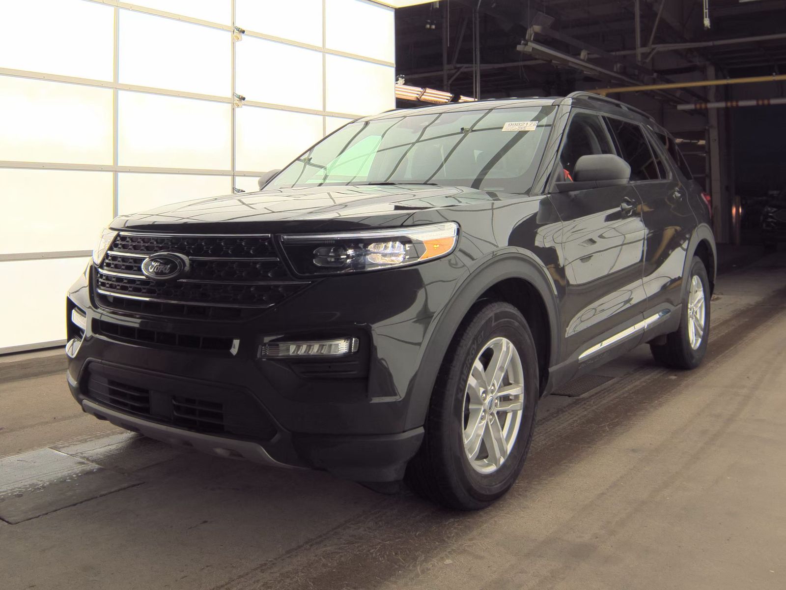 2023 Ford Explorer XLT AWD